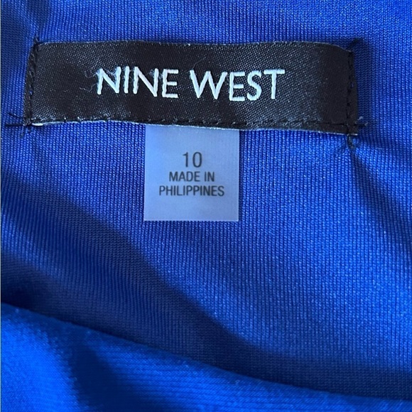 Nine West/ curve skimming sheath dress/Royal Blue/ size 10
- Picture 6 of 12